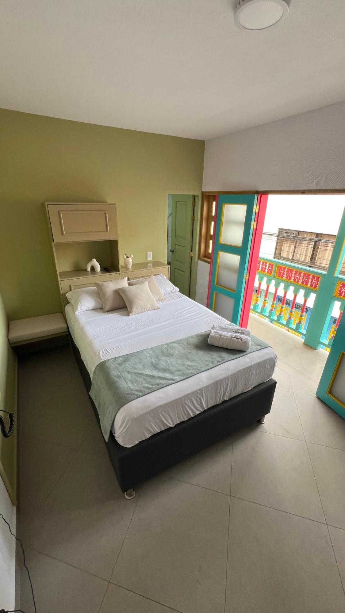 Hotel Chromatic Guatapé Zewnętrze zdjęcie